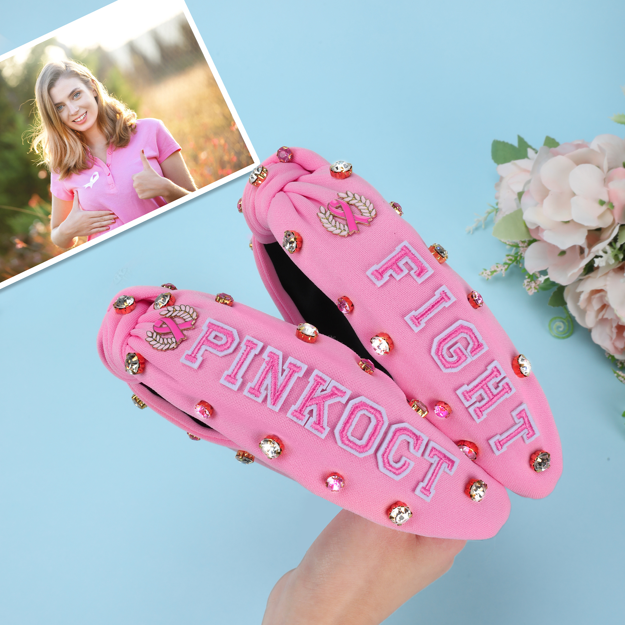 Personalisiertes Stirnband mit rosa Schleife zur Brustkrebsaufklärung, Strasssteinen und aufgenähten Buchstaben – „Cancer Fighter“ – Geburtstagsgeschenk für Frauen