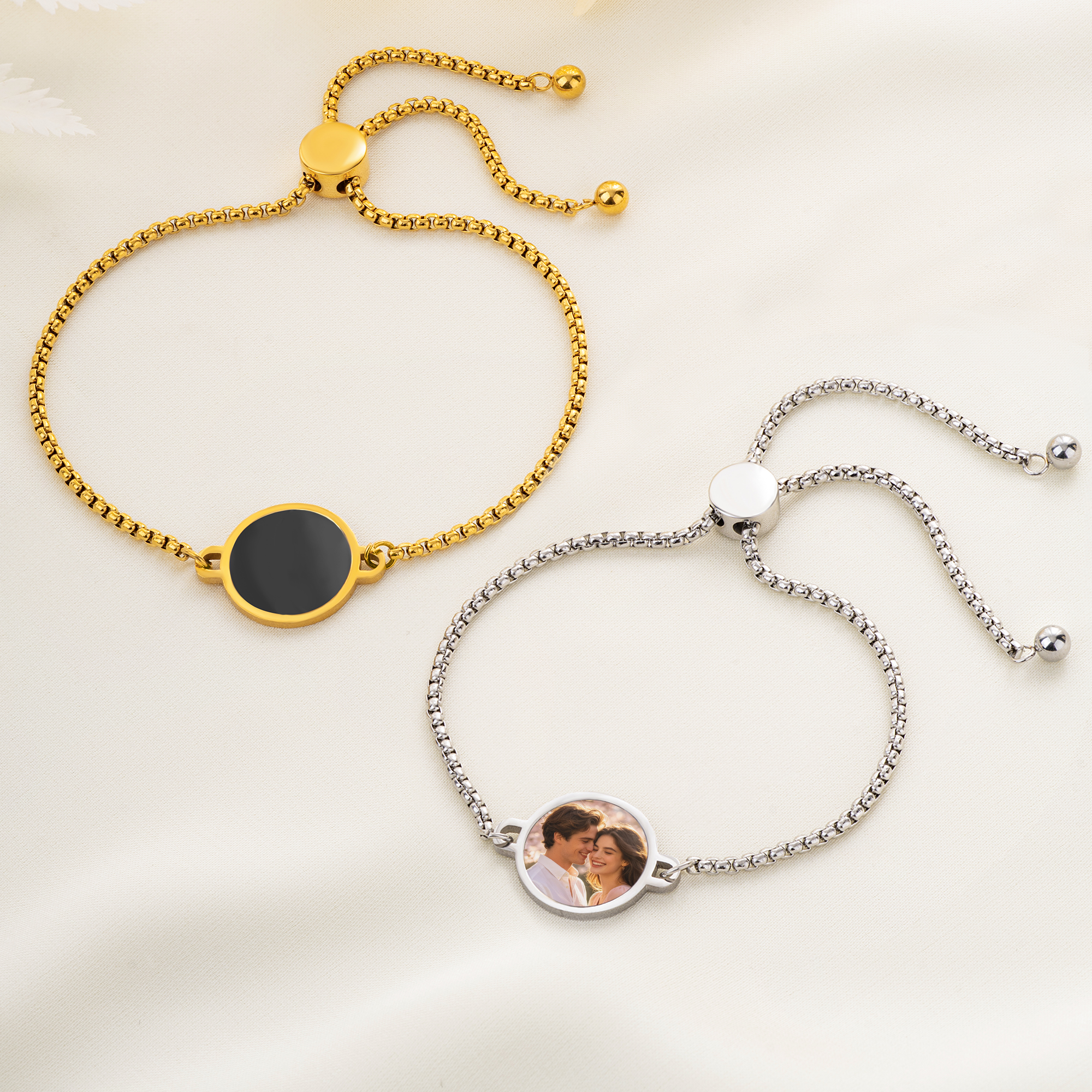 Personalisiertes Armband mit Gravur & verstecktem Foto | durch Wärme aktivierbar | Partnerarmband | Geburtstag & Jubiläum Geschenk für Frauen & Männer