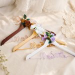 Personalised Bow Flower Aluminium Wire Wooden Hanger with Name Dressing Room Decor Wedding Bridal Shower Gift for Bride Bridesmaid