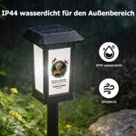 Personalisiertes Solar Grablicht mit Trauerspruch Blumenkranz & Foto | mit Namen & Datum | Garten | Friedhof | Erinnerung Geschenk für Hinterbliebene