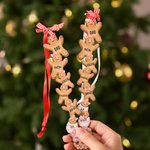 Personalised Cute Gingerbread Man Red Plaid Bow Basswood Christmas Ornament with 1-14 Name and Year Christmas Gift for Family