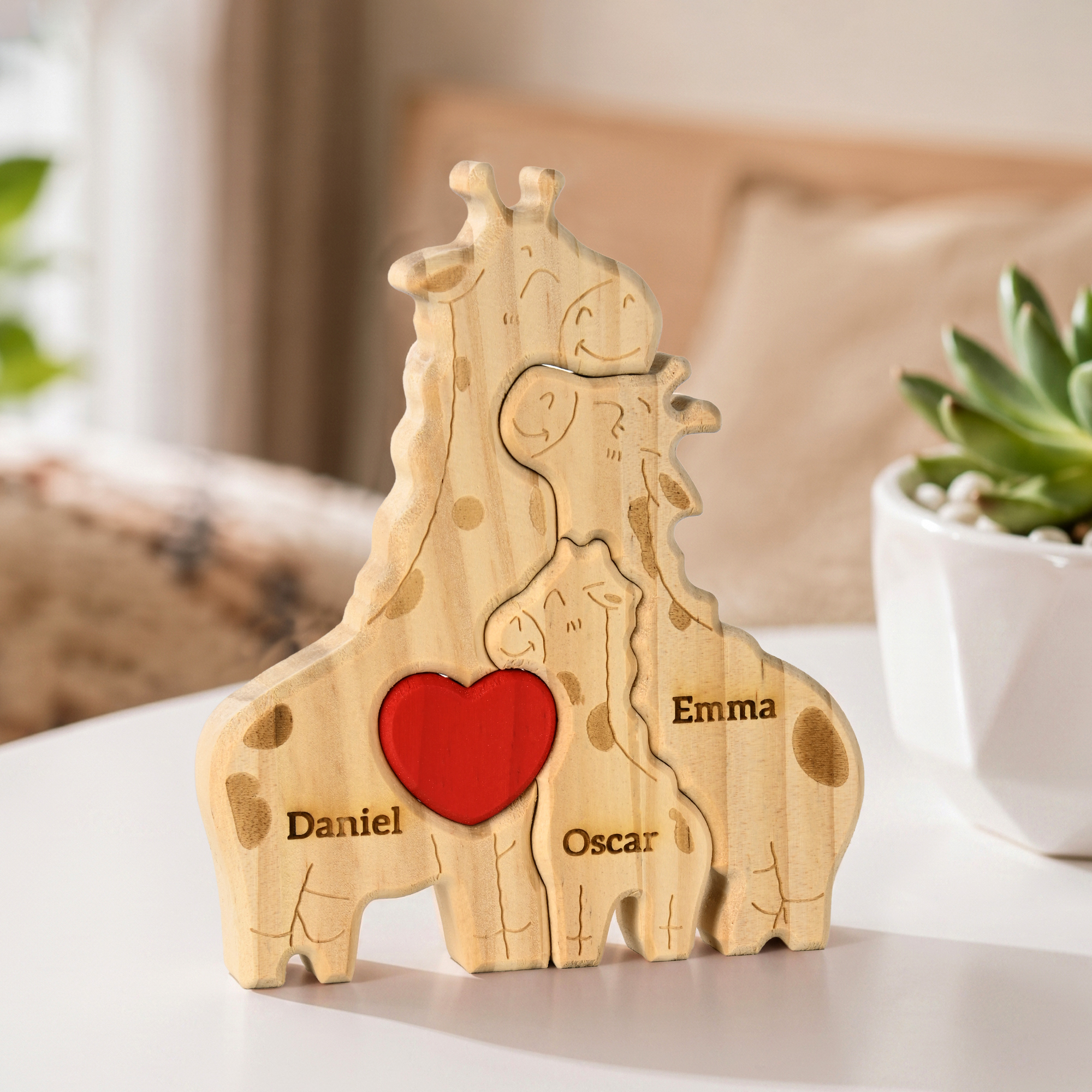 Personalisiertes Holzpuzzle „Giraffenfamilie“ mit 2–5 Namen – Wohnaccessoire, Geschenk zum Geburtstag, zur Babyparty, für Mama und die Familie