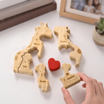 Personalised Wooden Giraffe Family Red Heart Puzzle with 2-5 Names Home Decor Birthday Baby Shower Gift for Family Members