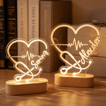 Personalisiertes Stethoskop – herzförmiges LED-Nachtlicht aus Acryl mit Holzsockel und Namensgravur – Wohnaccessoire und Geburtstagsgeschenk für medizinisches Personal