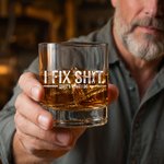 Personlig «I Fix Shit»-design: Gammeldags 10 oz whiskyglass med navn – bursdags- og jubileumsgave til far, ektemann eller mann
