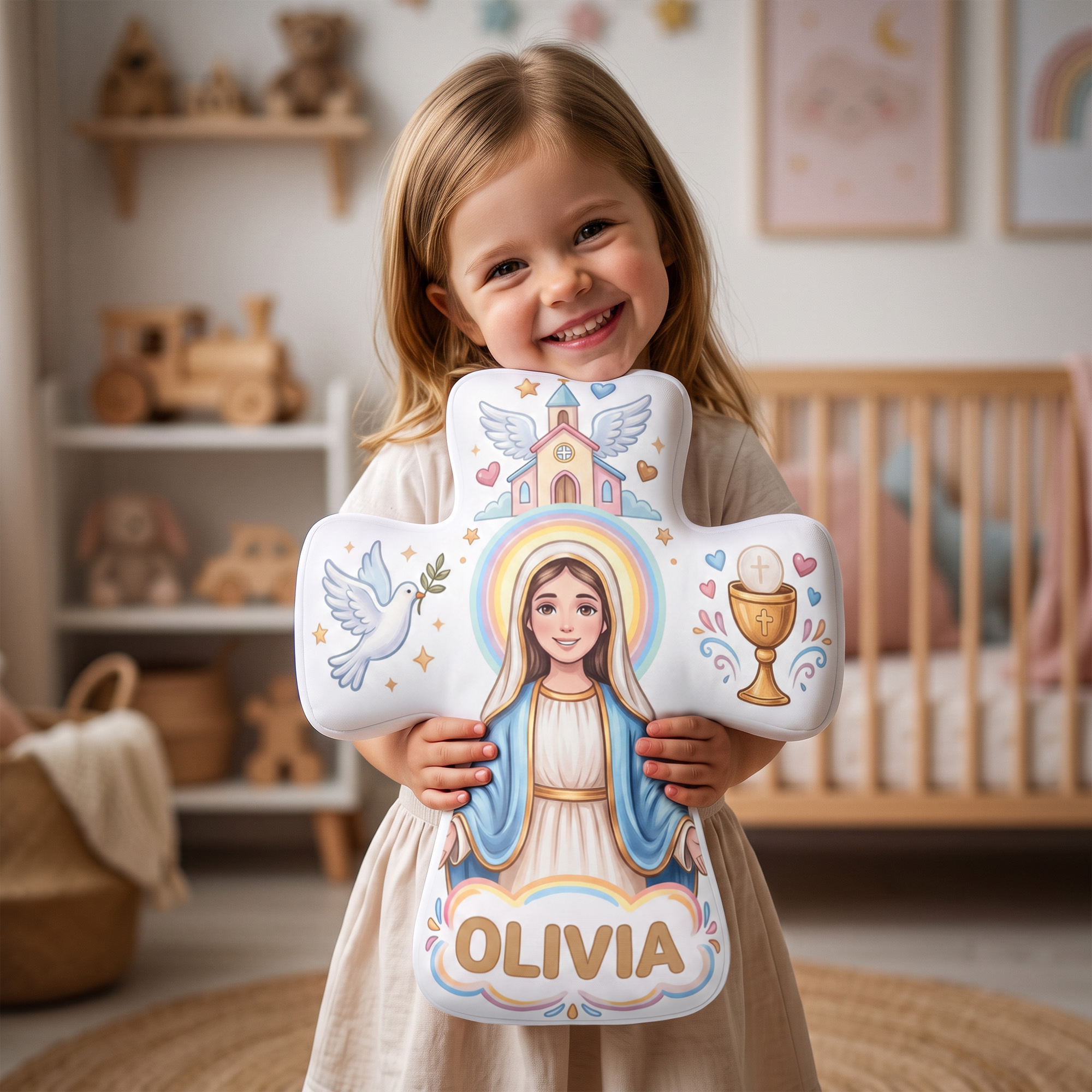 Individuell gestaltetes, weiches Zierkissen in Form eines christlichen Kreuzes mit der Darstellung der Jungfrau Maria und des Jesuskindes sowie Namenszug – Wohnaccessoire und Geburtstagsgeschenk für K
