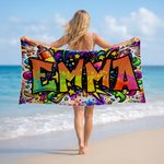 Personalisiertes Street-Art Strandtuch mit Graffiti-Namen | sandabweisend | schnelltrocknend | Badetuch | Sommer Urlaub Geschenk für Familie Freunde