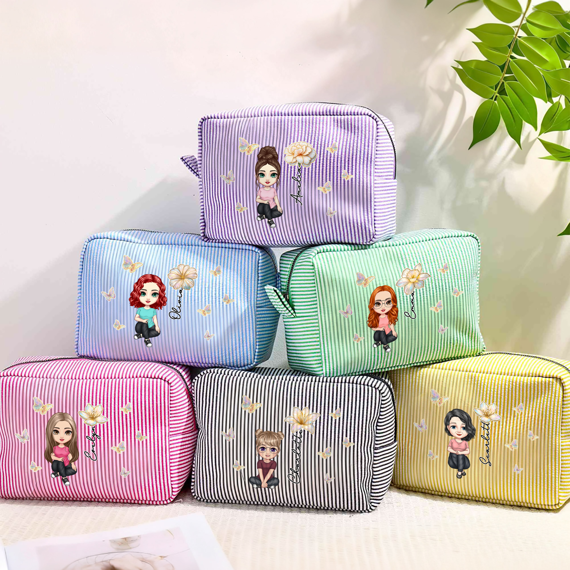 Personalisierte Multicolor Geburt Blume Cartoon Charakter gestreift Make-up-Tasche mit Namen tägliche Reise wesentliche Geburtstag Muttertag Geschenk für Frauen
