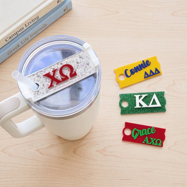 Étiquette personnalisée avec lettres grecques pour couvercle de gobelet Stanley de 30 oz ou 40 oz – Accessoire / Cadeau pour les filles des associations étudiantes féminines | Callie × Affinity Licens