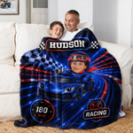 Coperta morbida personalizzata con foto di un'auto da corsa da fantacalcio e nome - Decorazione per la casa - Regalo per il rientro a scuola e per il compleanno dei bambini