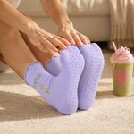 Henkilökohtaisesti brodeeratut, kahvi- ja cocktail-aiheiset, liukumattomat, 100 % puuvillaiset, pitsireunaiset joogasukat, joissa on nimi – syntymäpäivälahja jooga- ja pilates-harrastajille