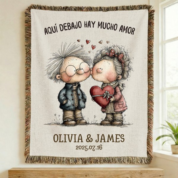 Manta personalizada con flecos diseño de pareja de ancianos con nombre y fecha regalo de aniversario de boda y San Valentín para parejas
