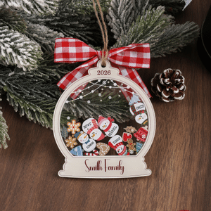 Personalized Cute Snowman Family Christmas Shaker Ornament with Name Home Decor Christmas Gift for Family Friends
