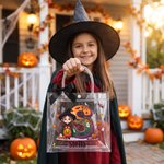 Personlig gavepose med Halloween-tema – med foto av tegneseriefigur og initialer, med navn og svart sløyfe – Halloween-gave til barn