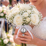 Personalised Retro Round Photo Wedding Bouquet Charm with Text and Heart Pendant Wedding Party Anniversary Memorial Gift for Brides