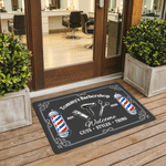 Paillasson multicolore personnalisé sur le thème de la coiffure, avec le nom du salon, un slogan et l'année – Accessoire de salon de coiffure – Cadeau d'ouverture pour coiffeur ou barbier
