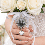Personalised Retro Round Photo Wedding Bouquet Charm with Text and Heart Pendant Wedding Party Anniversary Memorial Gift for Brides