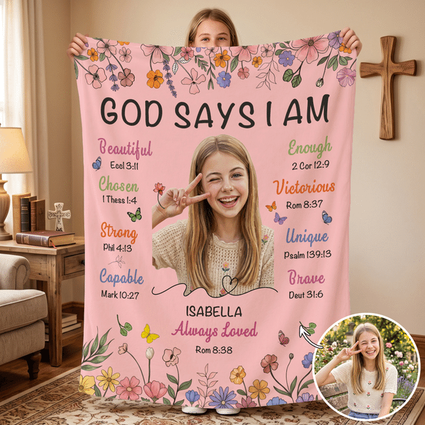 Henkilökohtainen ”God Says I Am” -aiheinen paksulla maalilla maalattu kuvituspeitto, jossa on valokuva, teksti ja nimi – sisustustuote ja kaste-lahja kristityille uskoville