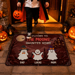 Personalized Welcome To Haunted Home Ghost Doormat with 2-6 Names and Family Name Home Decoration Halloween Gift for Family Friends