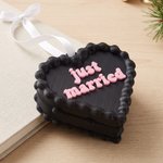 Personalized 3D Printed Heart-Shaped Cake Ornament with Text Wedding Party Christmas Gift for Couples Newlyweds
