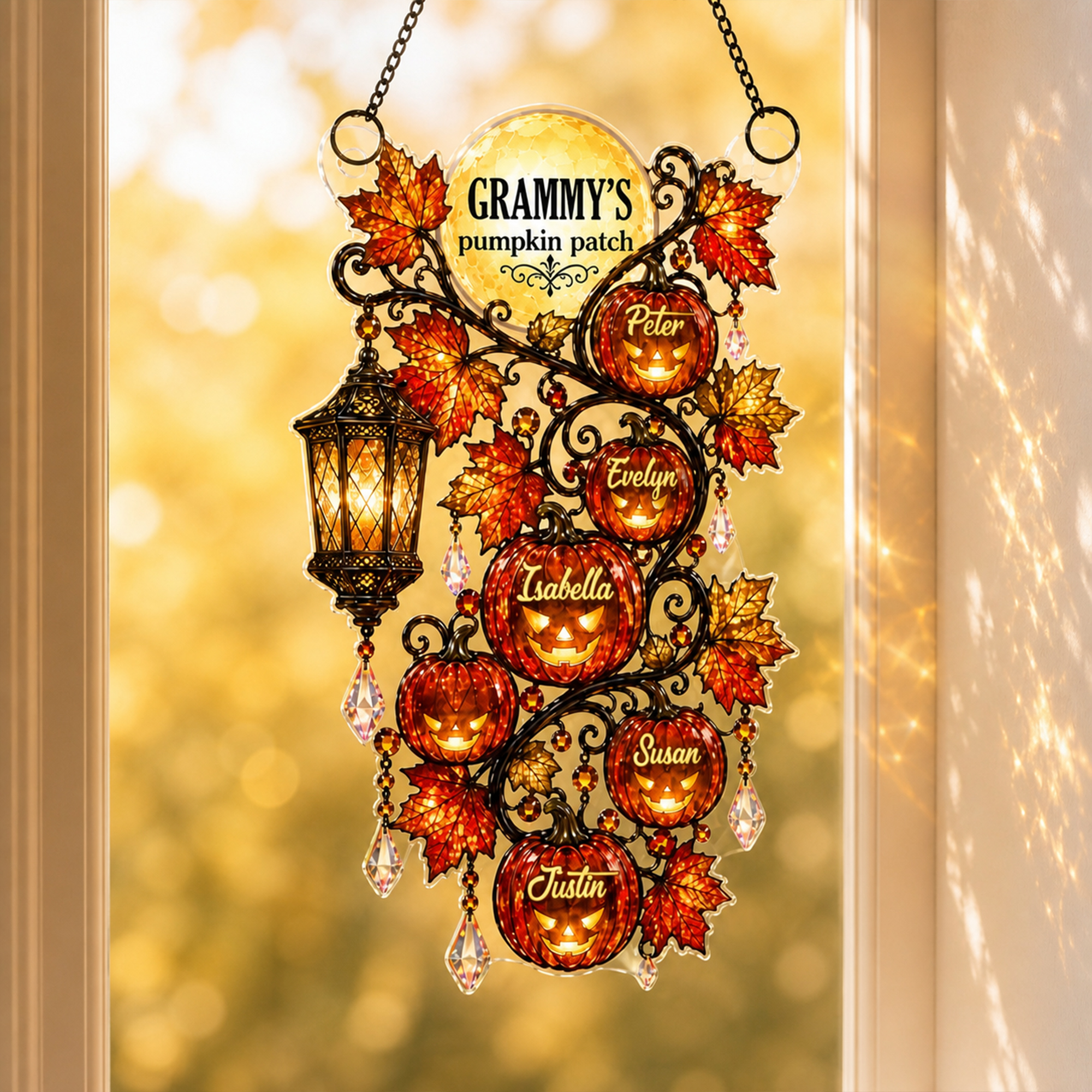 Individuell gestalteter Halloween-Kürbis-Ahornblatt-Fenster-Suncatcher mit Titel und Namen – Wohnaccessoire und Halloween-Geschenk für Oma und die Familie