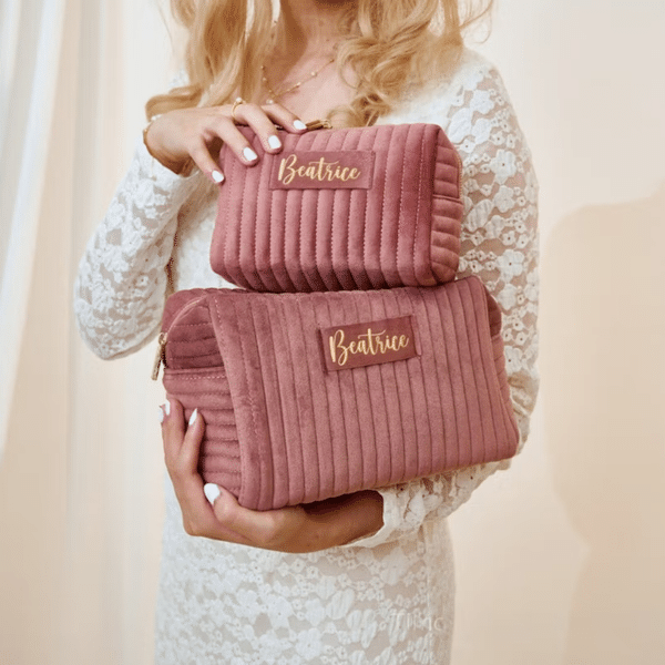 Custom Name Makeup Bag, Velvet Makeup Bag, Gift for Her, Wedding Gift, Personalized cosmetic bag, Travel Toiletry Bag, Mother's Day Gift