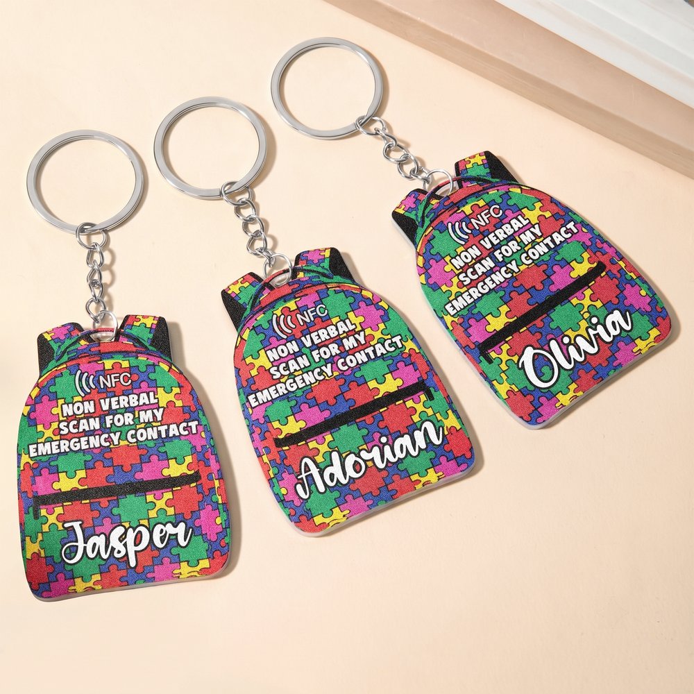 targhetta colorata personalizzata per lo zaino con nfc