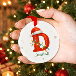 Adorno de cerámica redondo con forma de corazón y la inicial de Papá Noel, con temática navideña personalizada, para decorar el árbol; regalo para fiestas navideñas, ideal para niños, familiares y ami