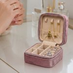 Astuccio da viaggio portatile in velluto personalizzato in stile retrò con fiore del mese di nascita e nome, regalo per matrimoni, feste nuziali e compleanni per donne