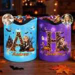Borsa con luce LED personalizzata con immagine artistica in stile 3D raffigurante una strega e un vampiro in versione cartone animato, con nome e iniziali: regalo di Halloween “dolcetto o scherzetto” 