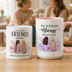 Personnages de dessins animés personnalisés, vue de dos. « Je pense à toi, ma meilleure amie ». Tasse à café en céramique de 11 oz ou 15 oz avec prénom. Souvenir d'amitié, cadeau d'anniversaire pour l