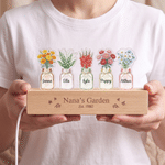 Personalized 1-6 Birth Flowers LED Night Light with Name and Wooden Base Bedroom Decor Birthday Gift for Grandma Mom