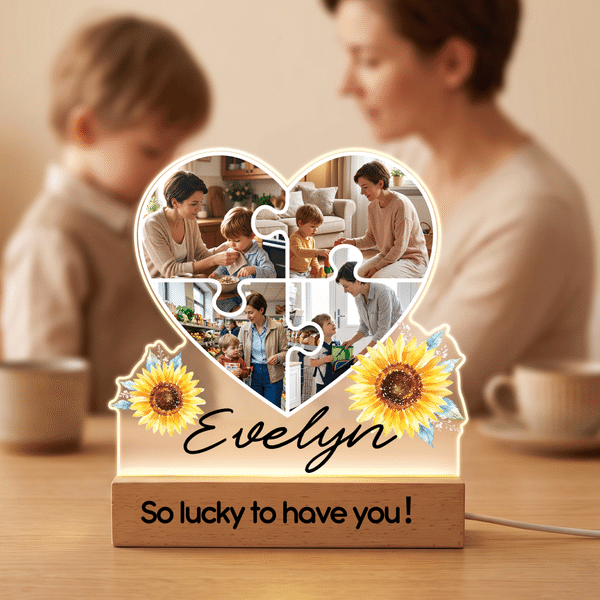 Veilleuse LED en acrylique personnalisée en forme de cœur fleuri avec collage de 4 photos, nom et socle – Cadeau d'anniversaire ou de Noël pour maman, enseignante ou nounou