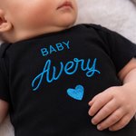 Personalized Multicolor Embroidered Heart Pattern 100% Cotton Baby Bodysuit with Name Birthday Baby Shower Gift for Newborns Parents