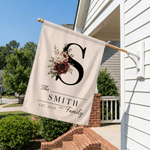 Personalized Flower Initial Garden Flag with Family Surname and Year Yard Porch Outdoor Decoration Housewarming Holiday Gift for Family Friends