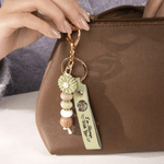 Personalisierter Schlüsselanhänger aus PU-Leder mit Engelsflügeln, Foto, Text und Gänseblümchen-Anhänger – Trauergeschenk zum Gedenken an einen geliebten Menschen