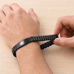 Personalised Medical Alert ID Stretch Bracelet with Engraved Medical Information Birthday Gift for Diabetic Allergy Epilepsy