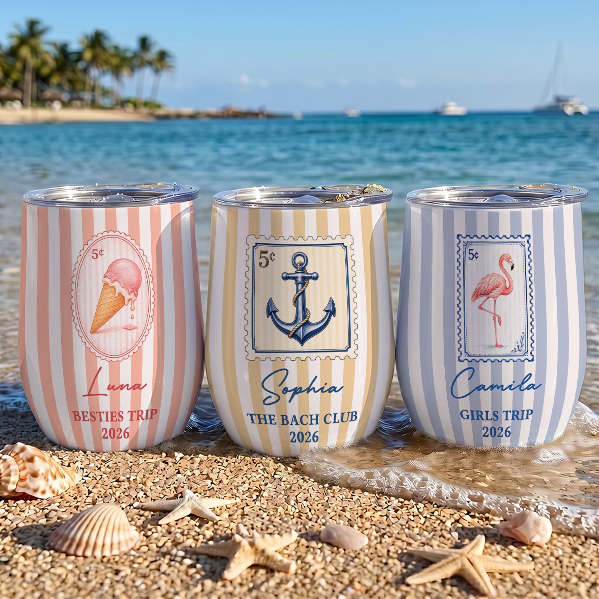 Personalisierter Vintage-Strand-Stempel, mehrfarbig gestreift, 12 oz Weinglas mit Namen, Titel und Jahr – für den täglichen Gebrauch, Sommer, Reisen, als Geburtstagsgeschenk für Familie und Freunde