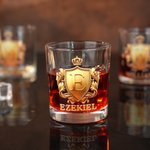Personligt whiskyglas 295 ml med guldfärgat emblem och initialer herrpresent för whiskyälskare och bartenders