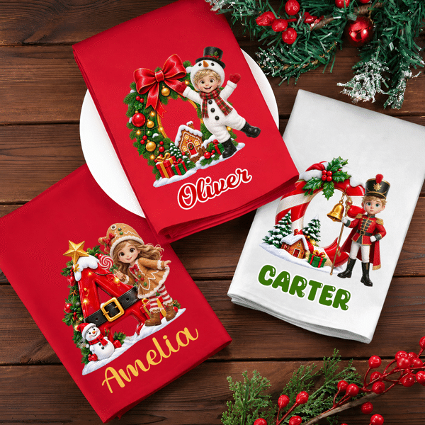 Personalized 3D-Effect Artwork Christmas Cartoon Character Photo Napkin with Name and Initial Table Decor Christmas Gift for Family Friends