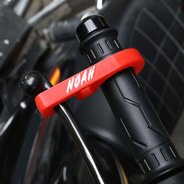 Antivol de frein personnalisé, multicolore et résistant, imprimé en 3D, à fixer sur le guidon d'une moto, avec nom : cadeau d'anniversaire pour les motards