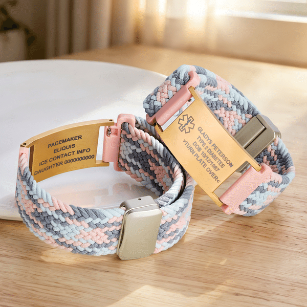 Personalised Medical Alert Text ID Tag Hypoallergenic Bracelet with Adjustable Band and Magnetic Clasp Emergency Gift for Men Women