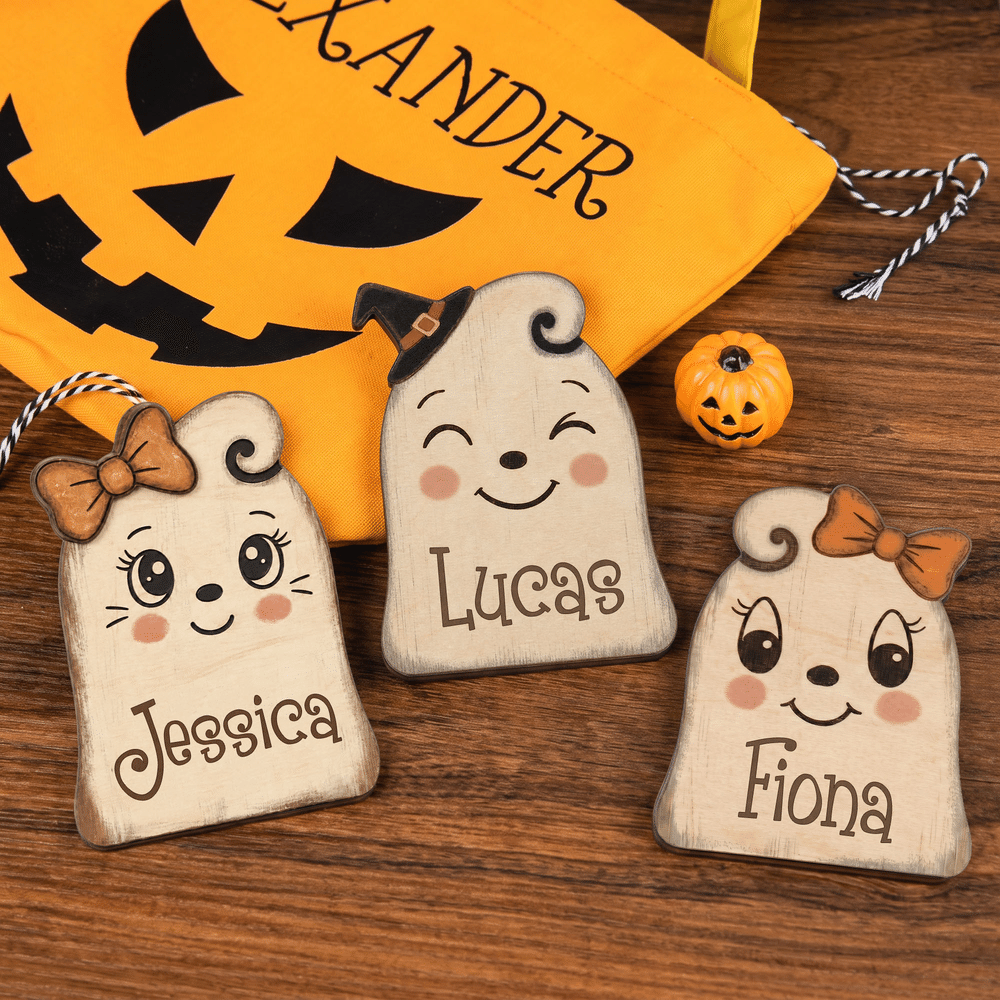 Personalised Cute Ghost Design Wooden Block Ornament with Name Vintage Halloween Indoor Decor Housewarming Gift for Family Friends 4