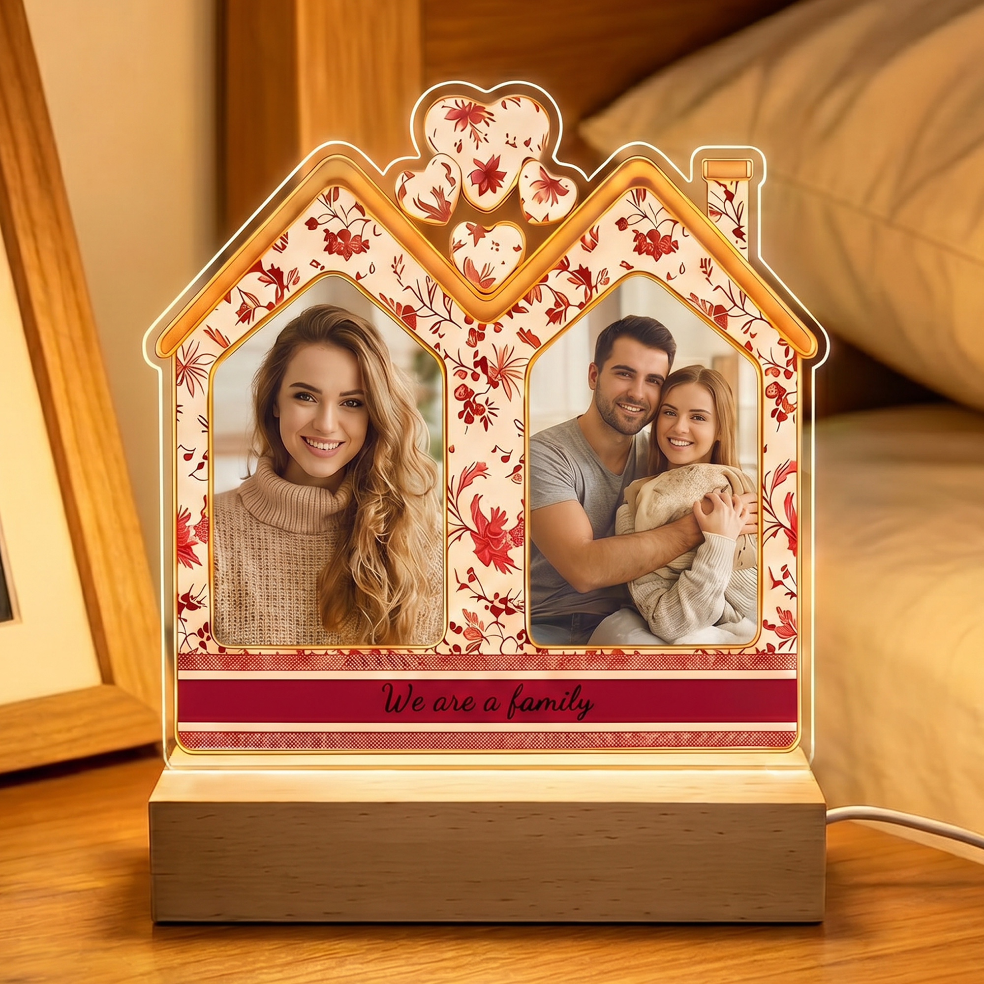 Personalisiertes LED-Nachtlicht in Form eines Hauses mit Fotomotiv im Herzmuster, Text und Holzsockel – Einweihungs-, Jubiläums- und Weihnachtsgeschenk für Familien und Paare
