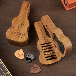Boîte à médiators en bois personnalisé avec motif de lettres ou nom - 7 Médiators personnalisables au choix - Cadeau d'anniversaire pour guitaristes
