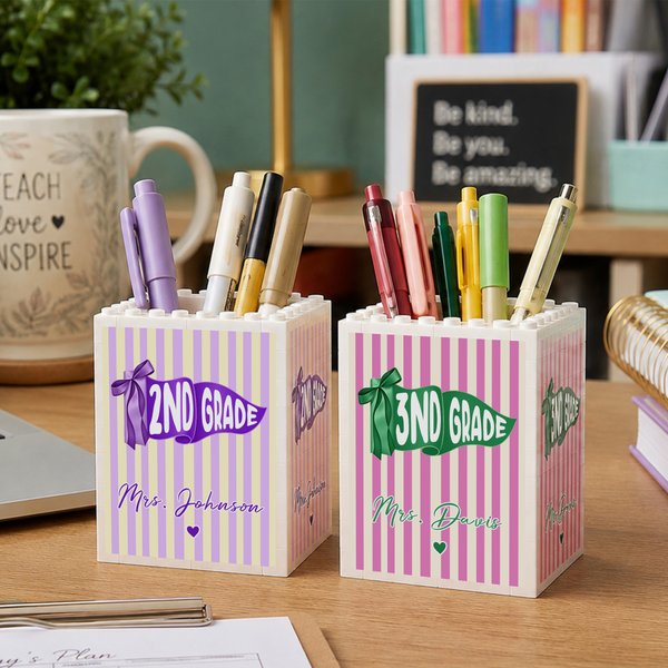 Personalized Teacher Pennant Flag Building Blocks Brick Pencil Holder with Title and Text Teacher's Day Appreciation Gift for Teacher