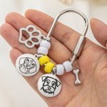 Personalised Cute Paw Print Bone Pet Portrait Beads Keychain Bag Charm with Card and Box Memory Sympathy Gift for Loss of Pet