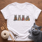 Individuell gestaltetes T-Shirt, Sweatshirt oder Kapuzenpullover mit Aquarell-Motiv eines Haustierfotos und Stricknadel-Motiv in verschiedenen Farben – Alltagskleidung, Geschenk für Haustierpartys und