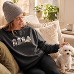 Individuell gestaltetes T-Shirt, Sweatshirt oder Kapuzenpullover mit Aquarell-Motiv eines Haustierfotos und Stricknadel-Motiv in verschiedenen Farben – Alltagskleidung, Geschenk für Haustierpartys und