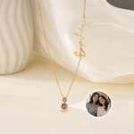 Collier en argent sterling personnalisé avec projection de photo micro-gravée, pierre de naissance et prénom – Bijou raffiné, cadeau d'anniversaire ou de mariage pour femme